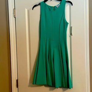 Green A line sleeveless dress size M